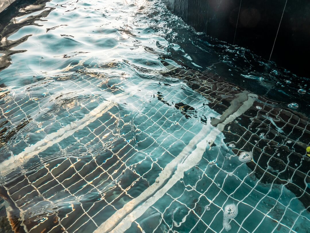 24/7 Pool Cleaning
